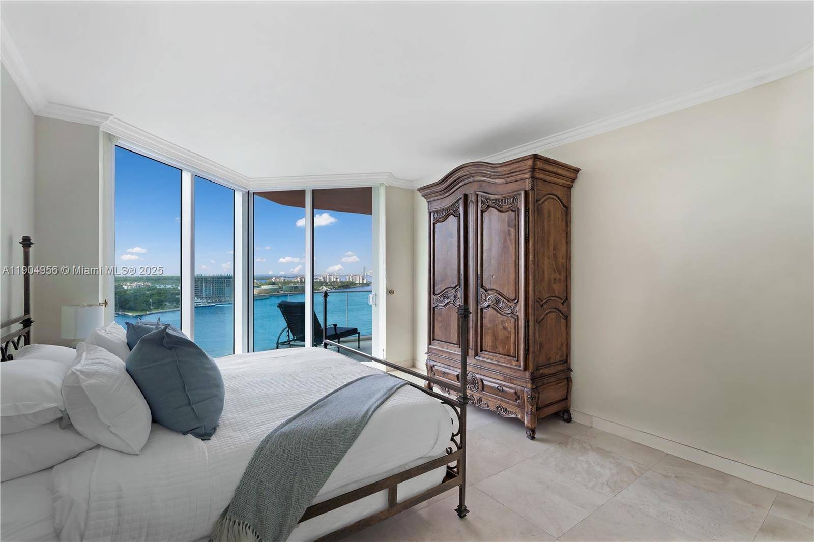 Miami Beach, FL 33139,300 S Pointe Dr #1603