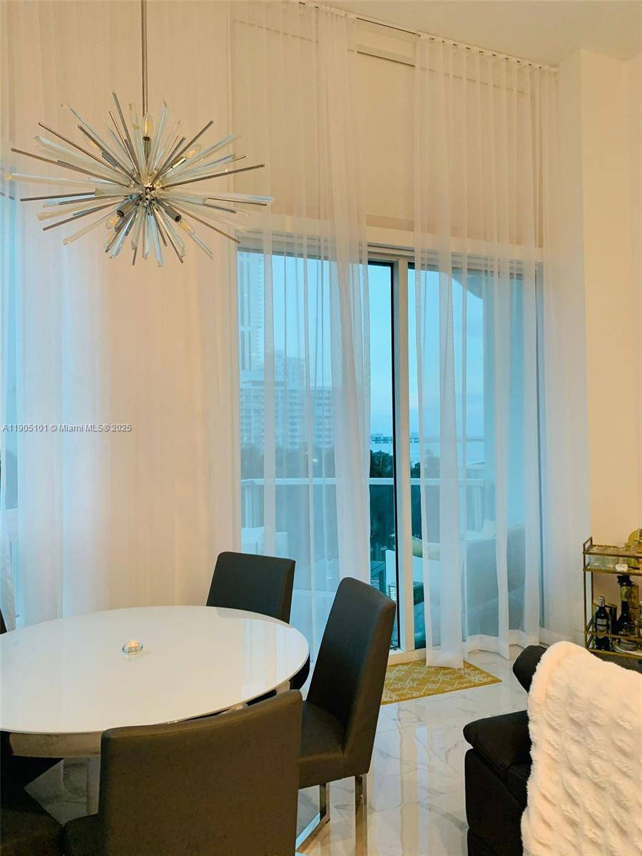 Miami, FL 33132,1900 N Bayshore Dr #710