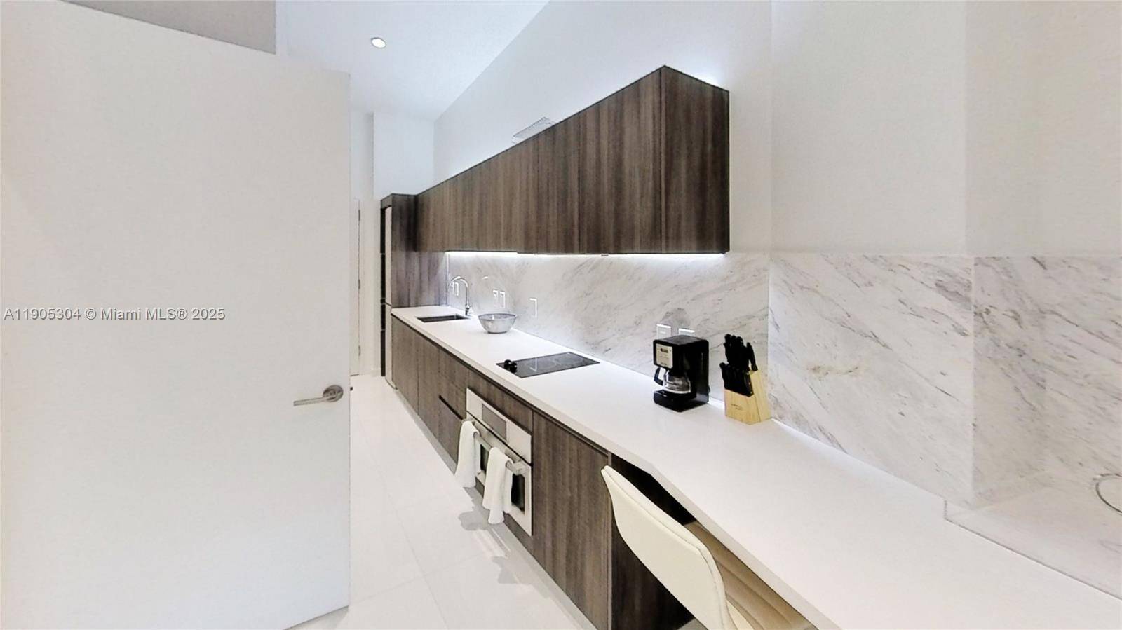 Miami, FL 33132,851 NE 1st Ave #508