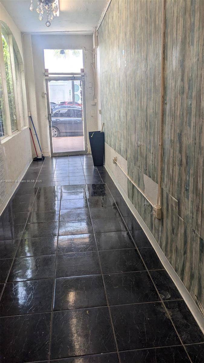 Miami Beach, FL 33141,1024 71st St