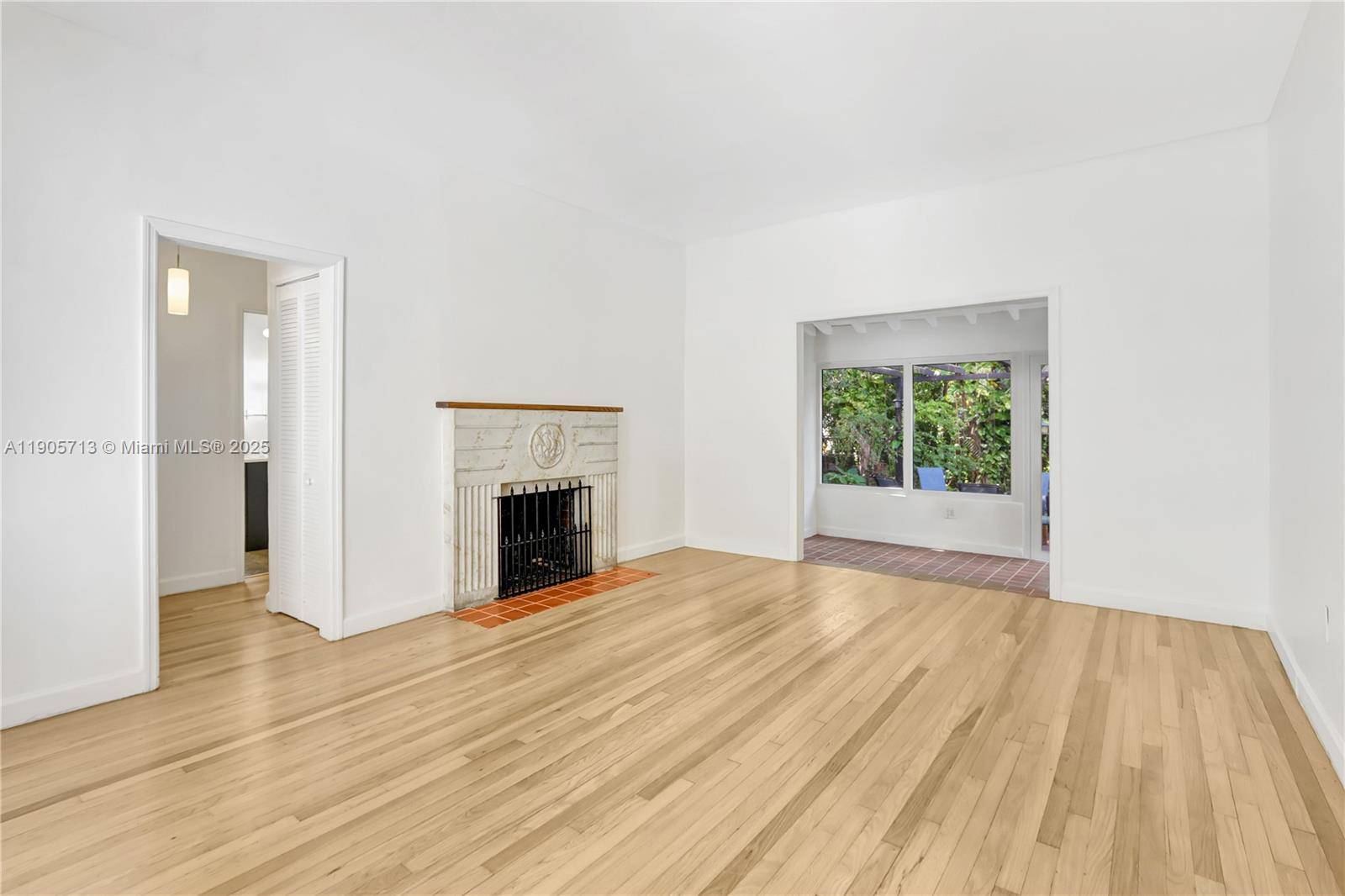 Coral Gables, FL 33134,912 Wallace St.