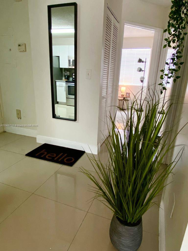 Miami, FL 33182,12533 NW 11th Way #209