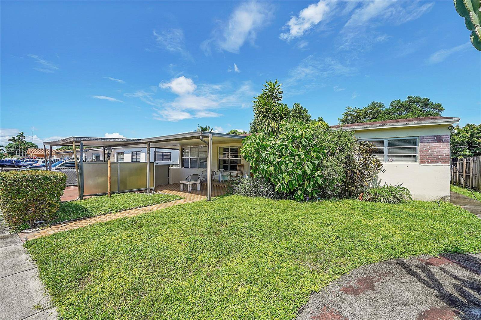 Hialeah, FL 33013,671 E 53rd St