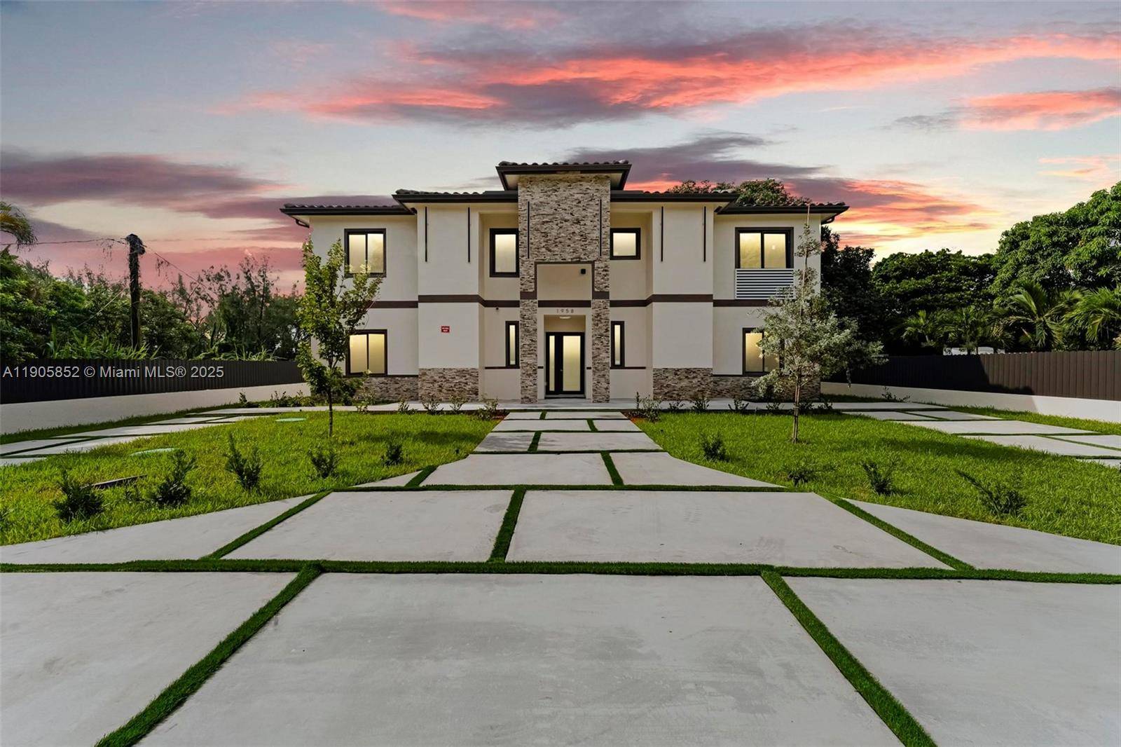 Miami, FL 33167,1962 NW 107th St