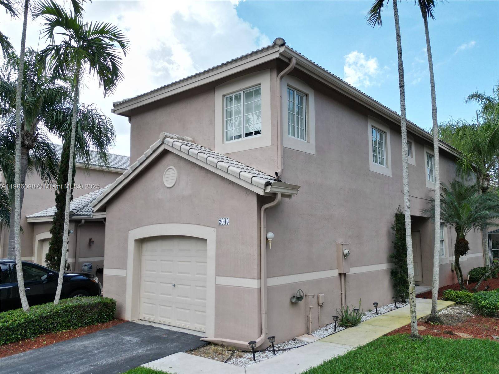 Weston, FL 33327,2045 Pompeii Ct