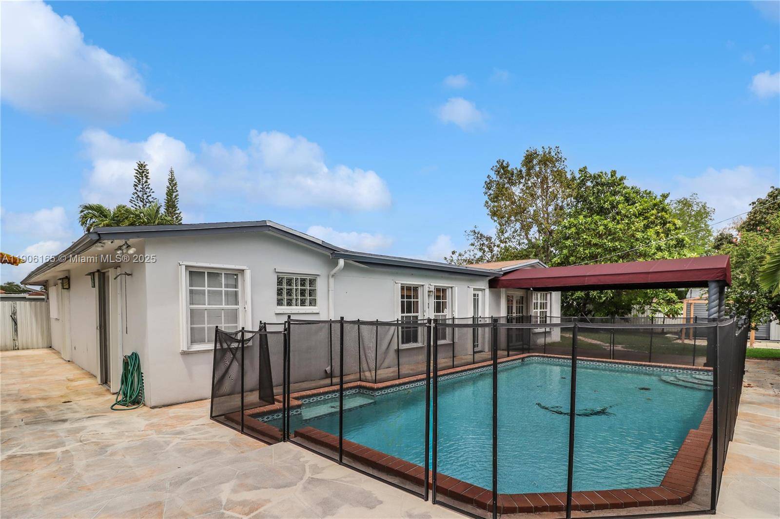 Miami, FL 33173,6051 SW 110th Ave