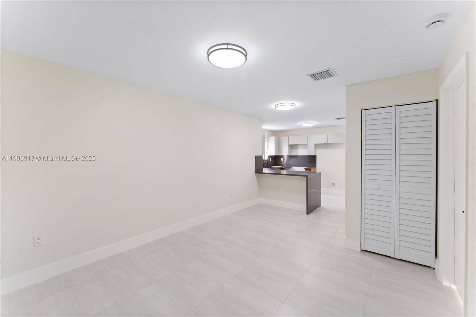 Miami, FL 33150,1171 NW 66th St