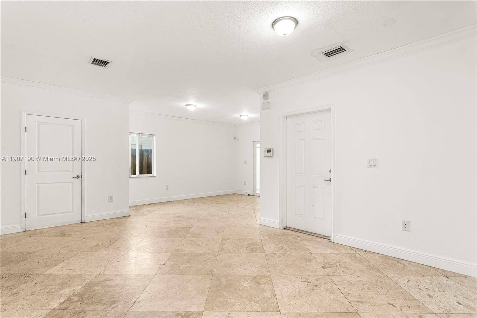 Miami, FL 33133,3154 Plaza St