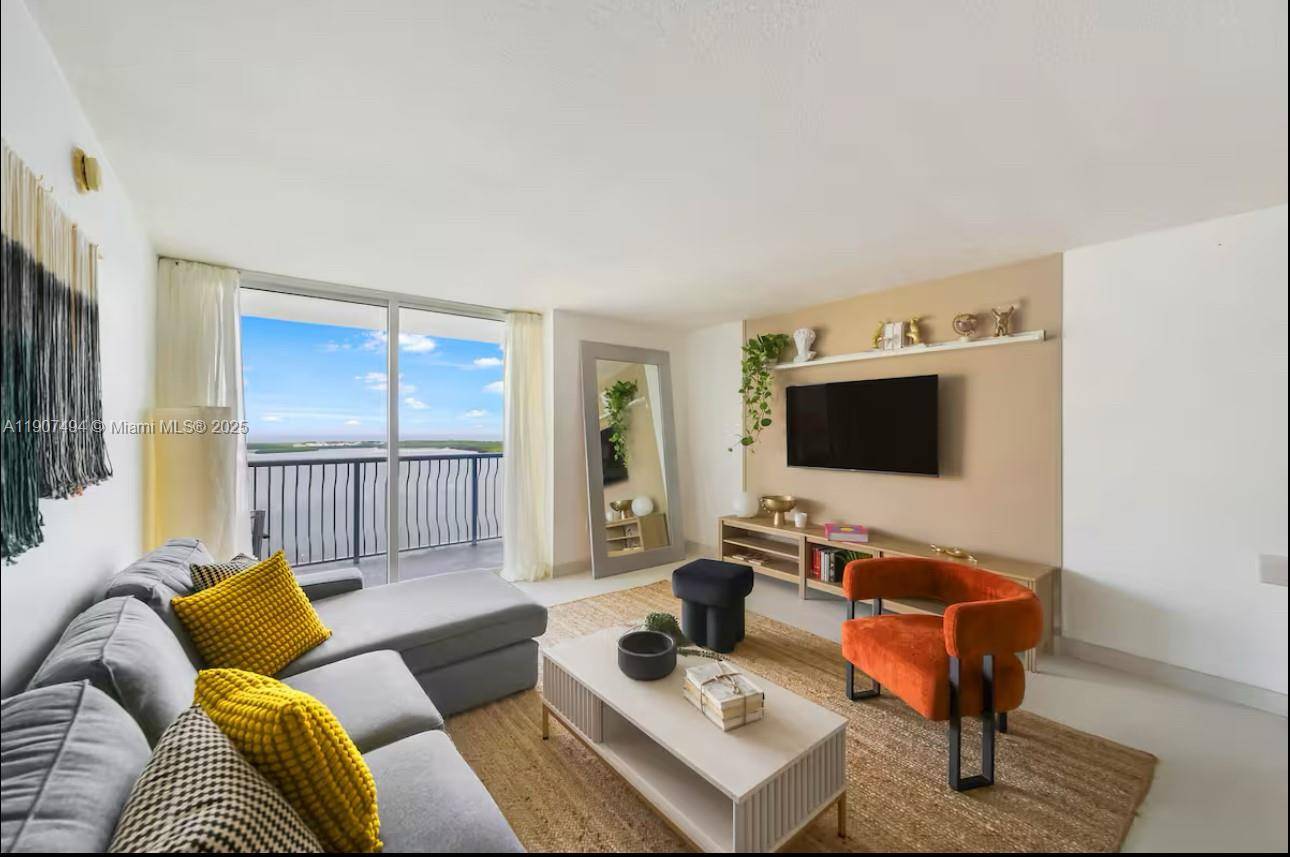 Miami, FL 33131,1200 Brickell Bay Dr. #4002