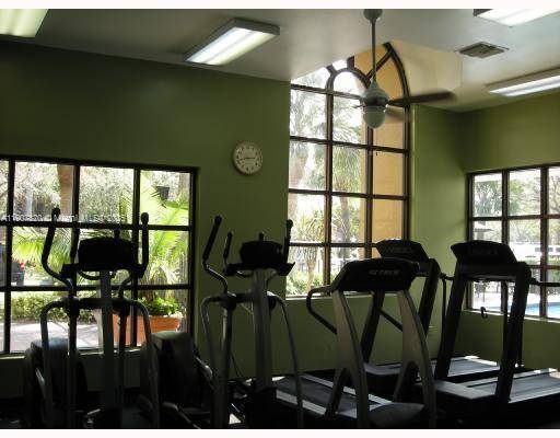 Fort Lauderdale, FL 33315,2550 SW 18th Ter #2105