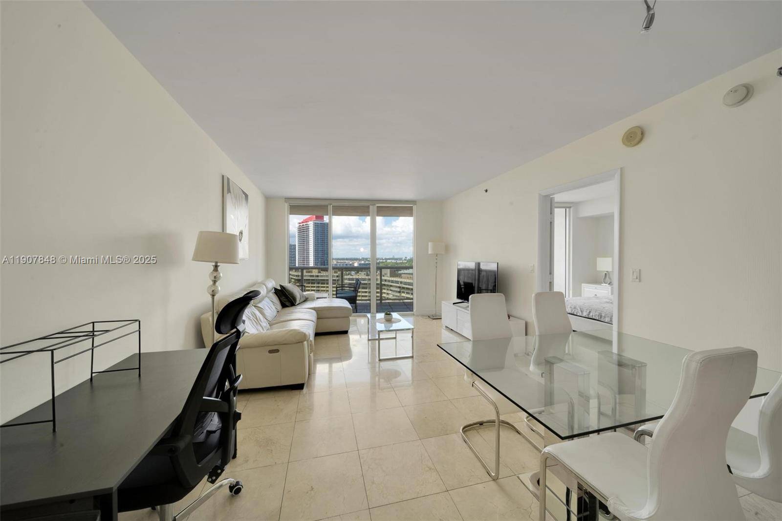 Hallandale Beach, FL 33009,1850 S Ocean Dr #1609