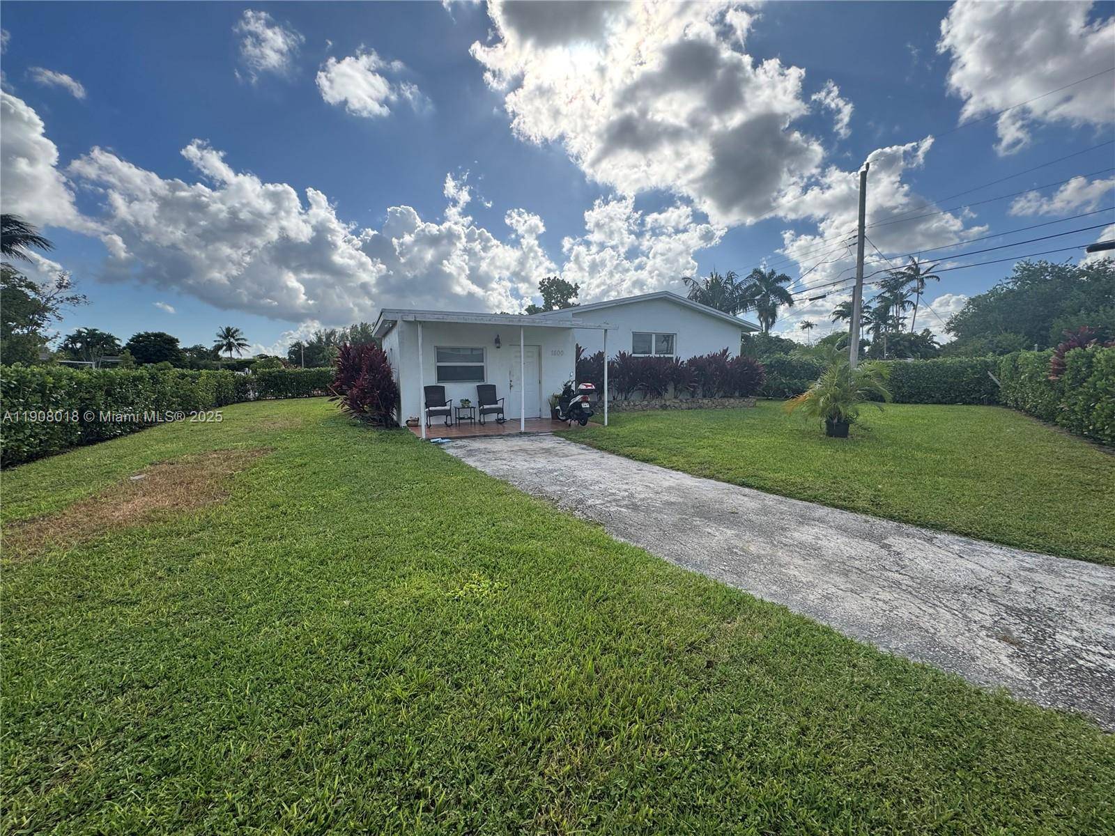 Miami, FL 33155,1600 SW 71st Ct #NA