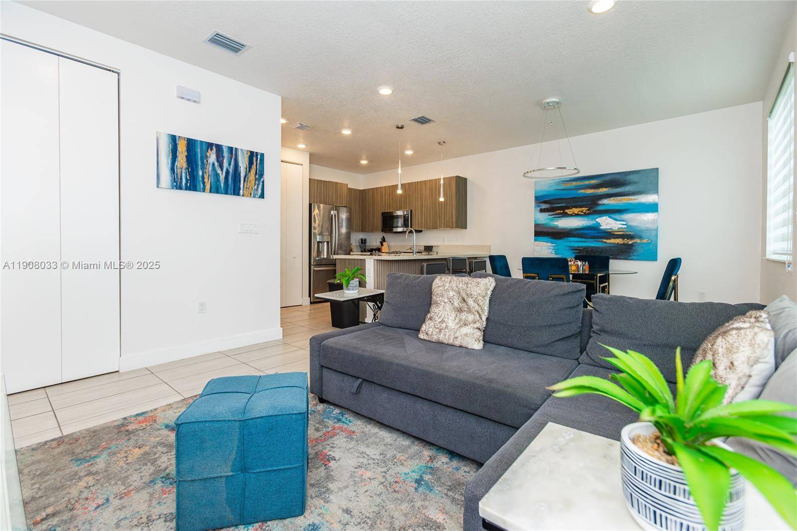 Doral, FL 33178,6401 NW 103rd Pl #301