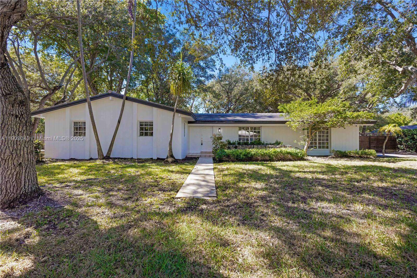 Palmetto Bay, FL 33157,16412 SW 74th Ct