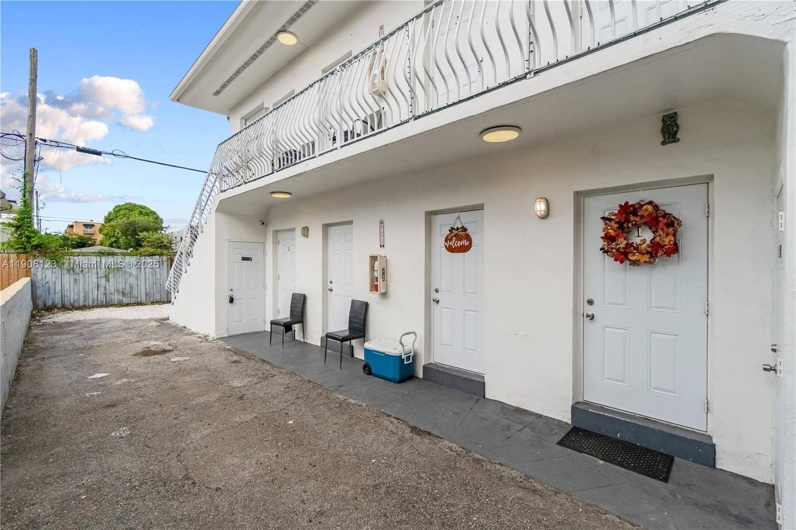 Miami, FL 33130,1131 SW 7th St