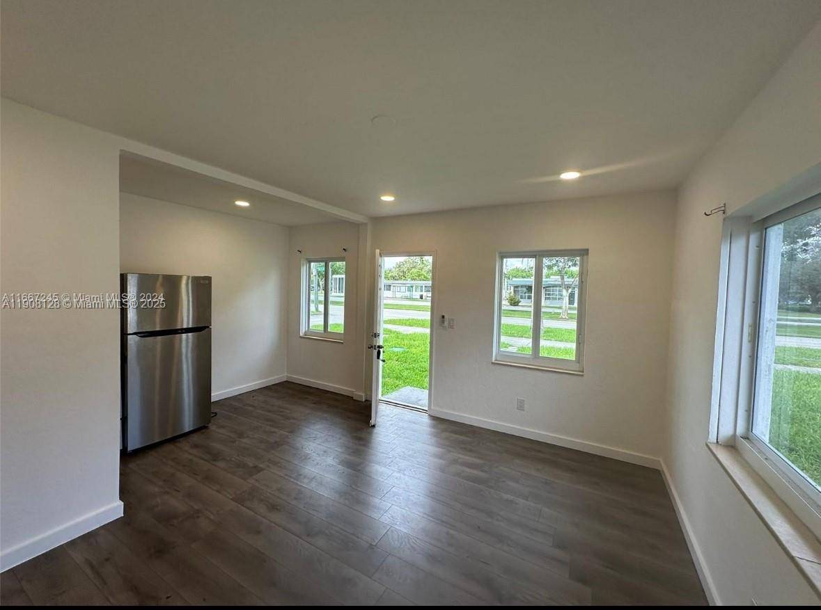 North Miami Beach, FL 33162,17175 NE 19th Ave #6