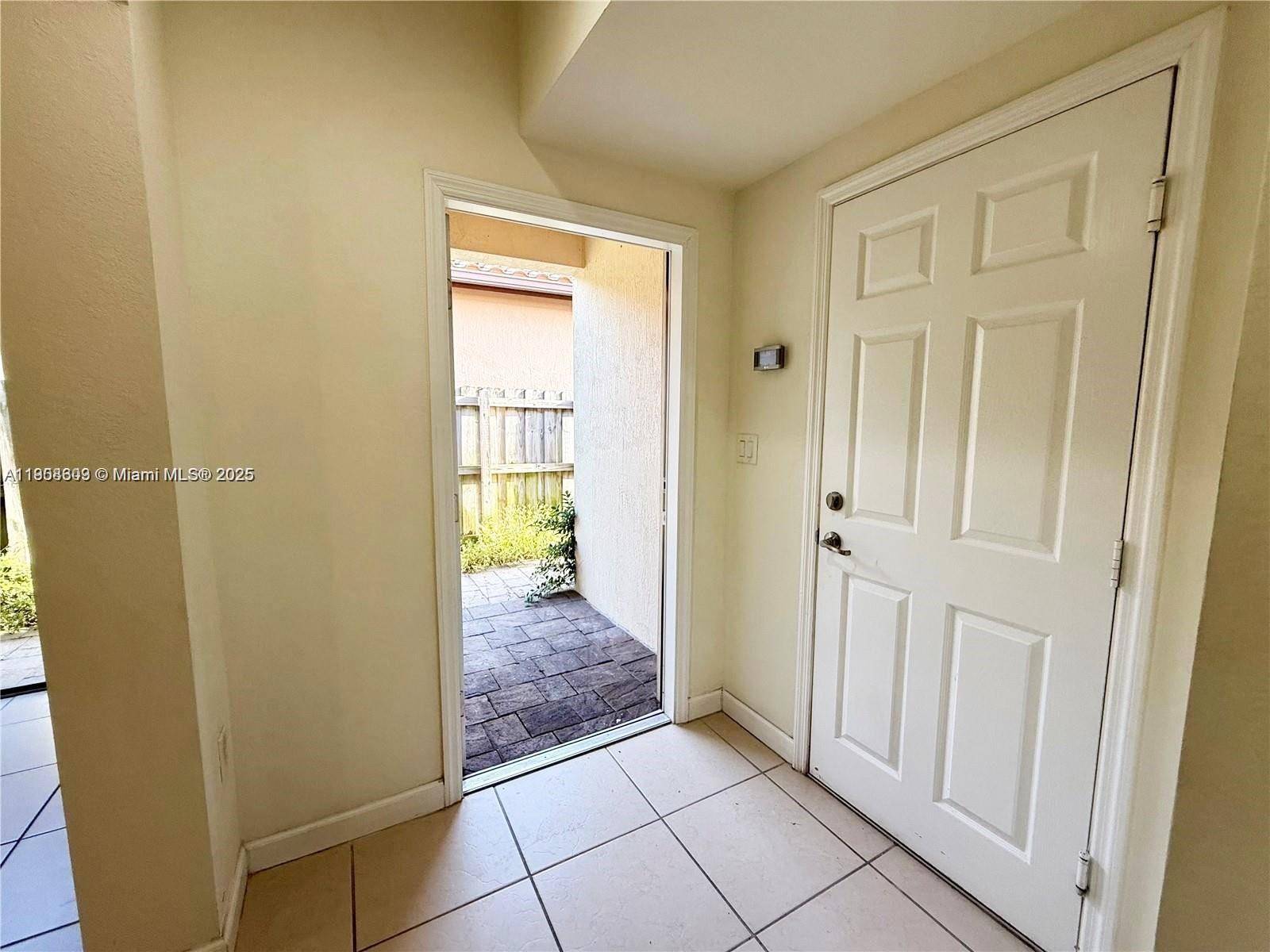 Homestead, FL 33033,3472 SE 3rd St #2