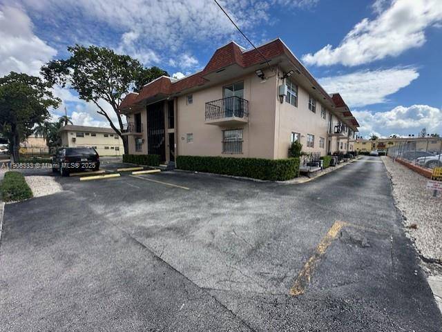 Miami, FL 33126,1015 NW 45th Ave #204