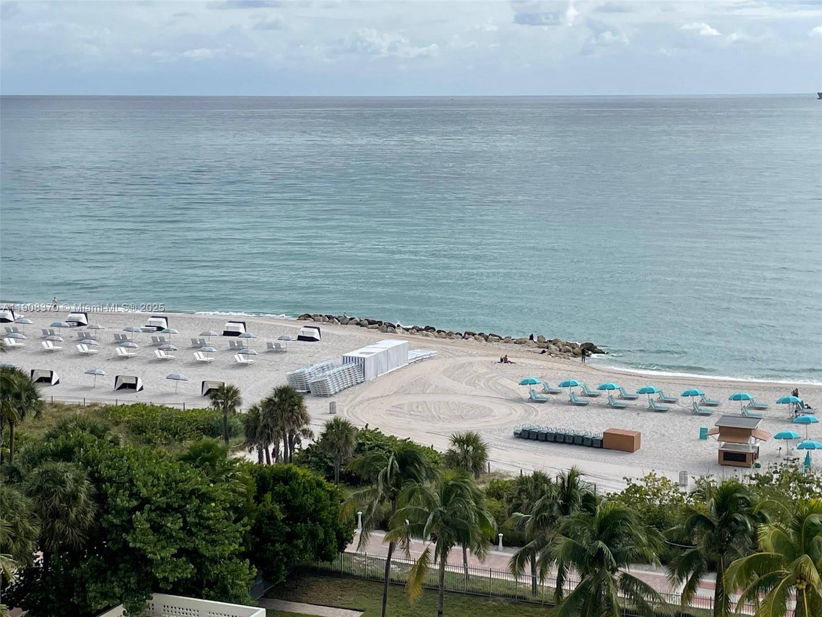 Miami Beach, FL 33140,2899 Collins Ave #1127