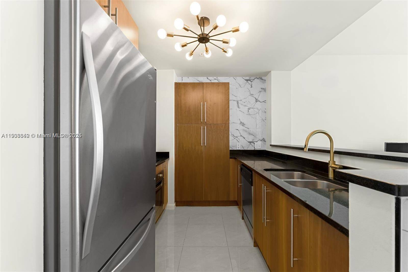 Miami, FL 33131,300 S Biscayne Blvd #T-3407