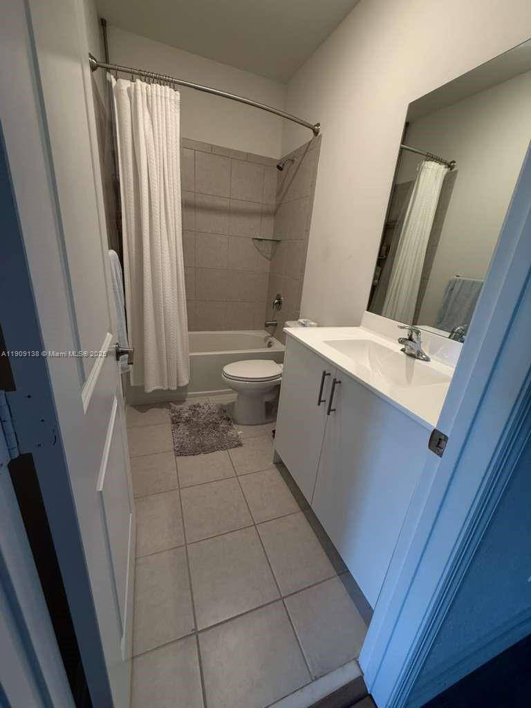 Pembroke Pines, FL 33027,15929 SW 2nd Pl