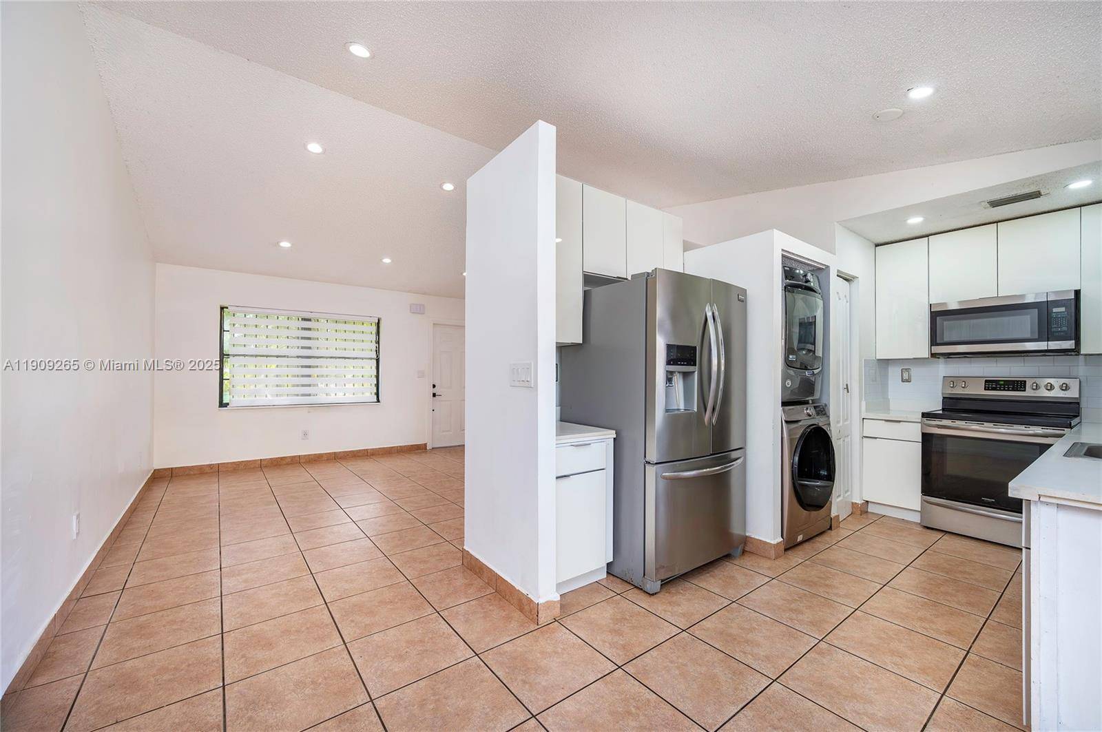 Miami, FL 33175,13579 SW 49th Ter