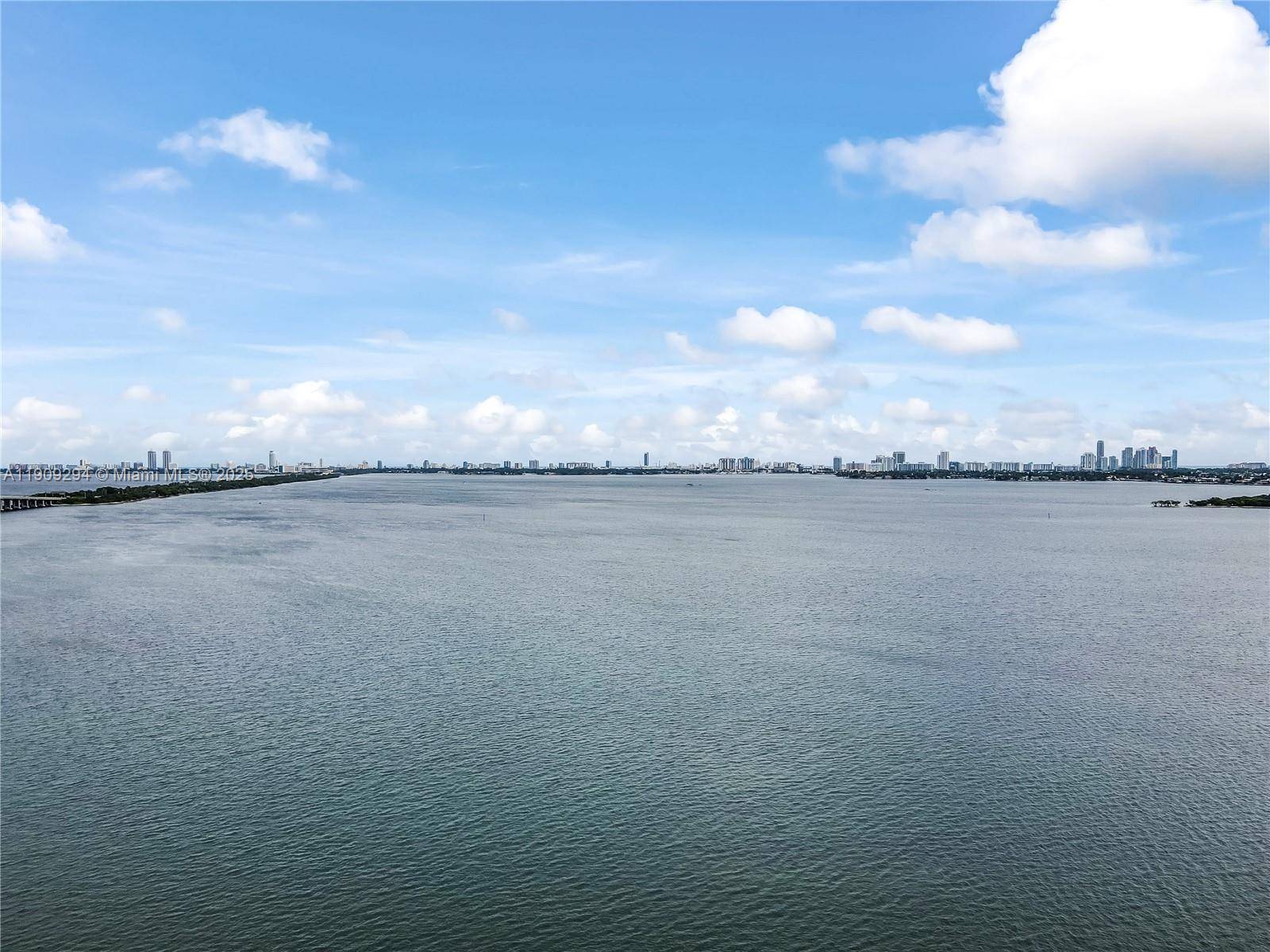 Miami, FL 33137,650 NE 32nd St #3807