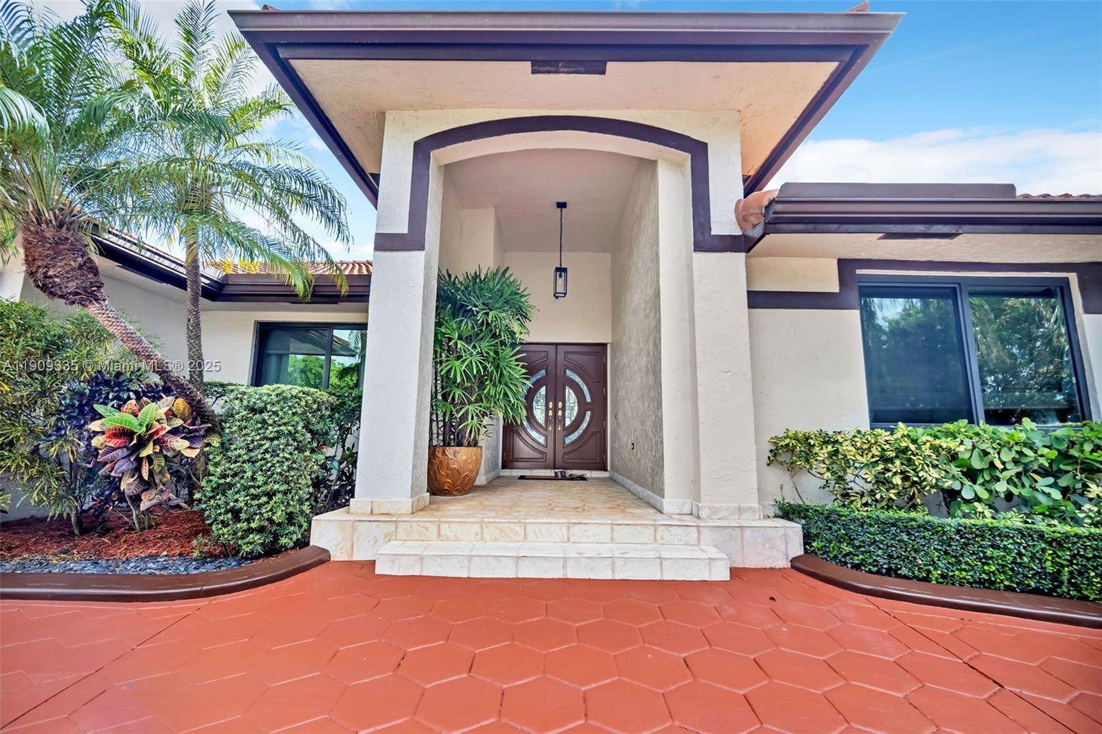 Miami, FL 33196,15462 SW 115th St