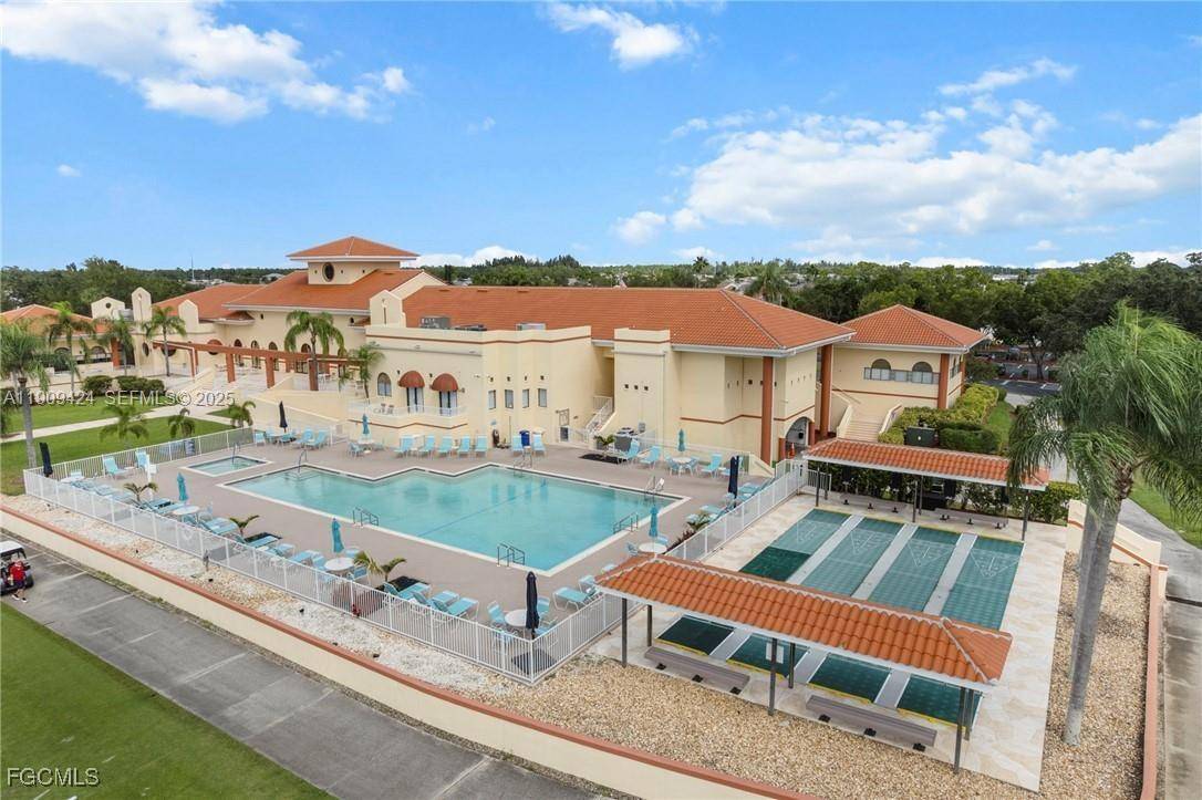 Fort Myers, FL 33917,3662 Sabal Springs Blvd