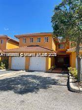 Hialeah, FL 33015,7542 NW 175th St #7542