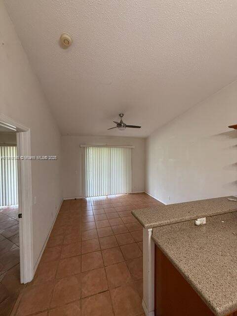 Margate, FL 33063,3171 Holiday Springs Blvd #32-5