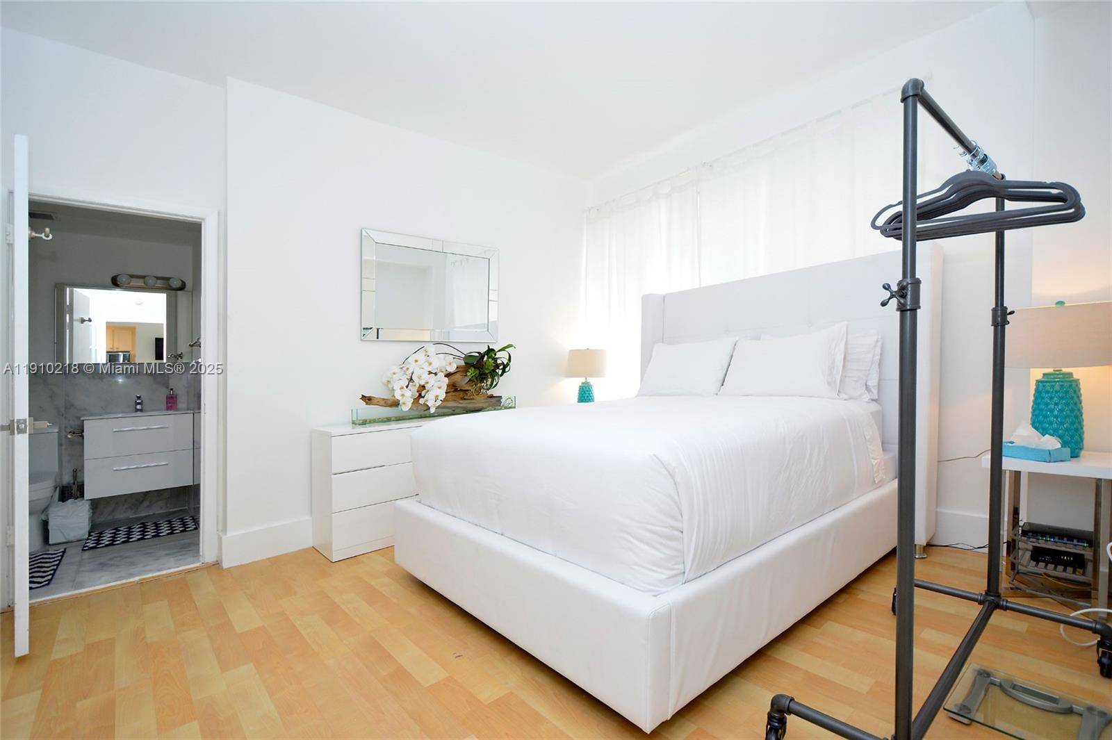 Miami Beach, FL 33139,1342 Drexel Ave #105