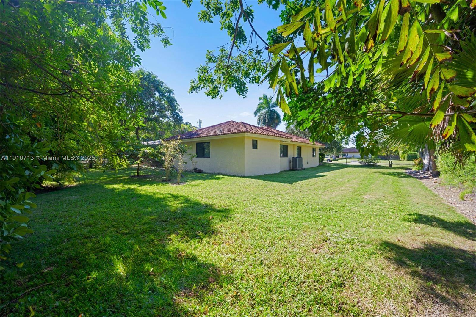Pinecrest, FL 33156,13575 SW 69th Ct