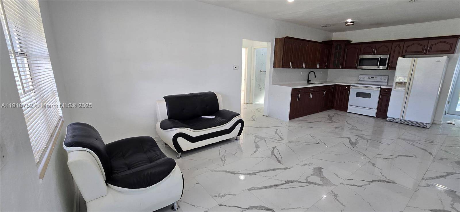 Miami, FL 33170,12140 SW 218th St #1