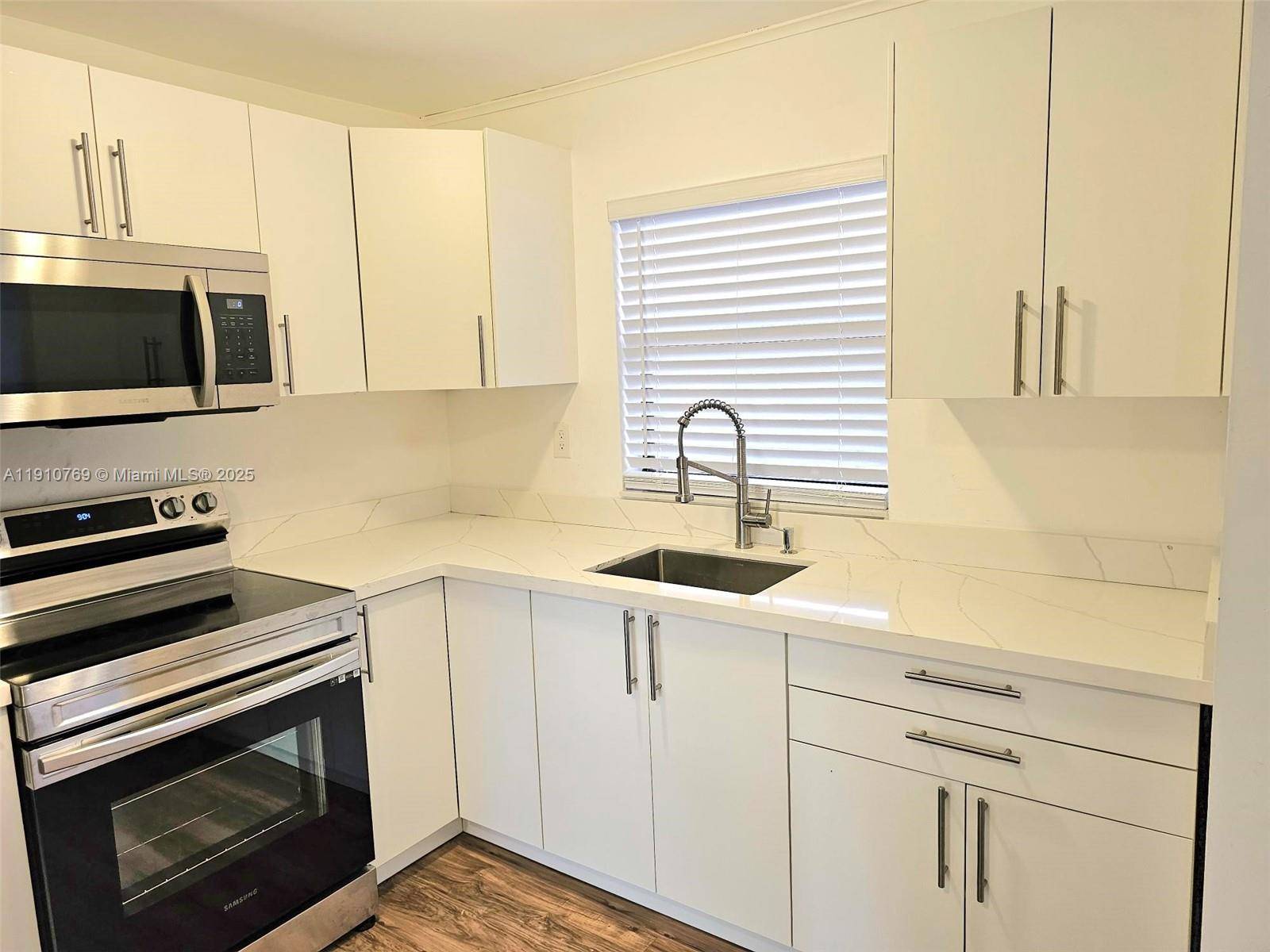 Sunrise, FL 33322,10123 Sunrise Lakes Blvd #205