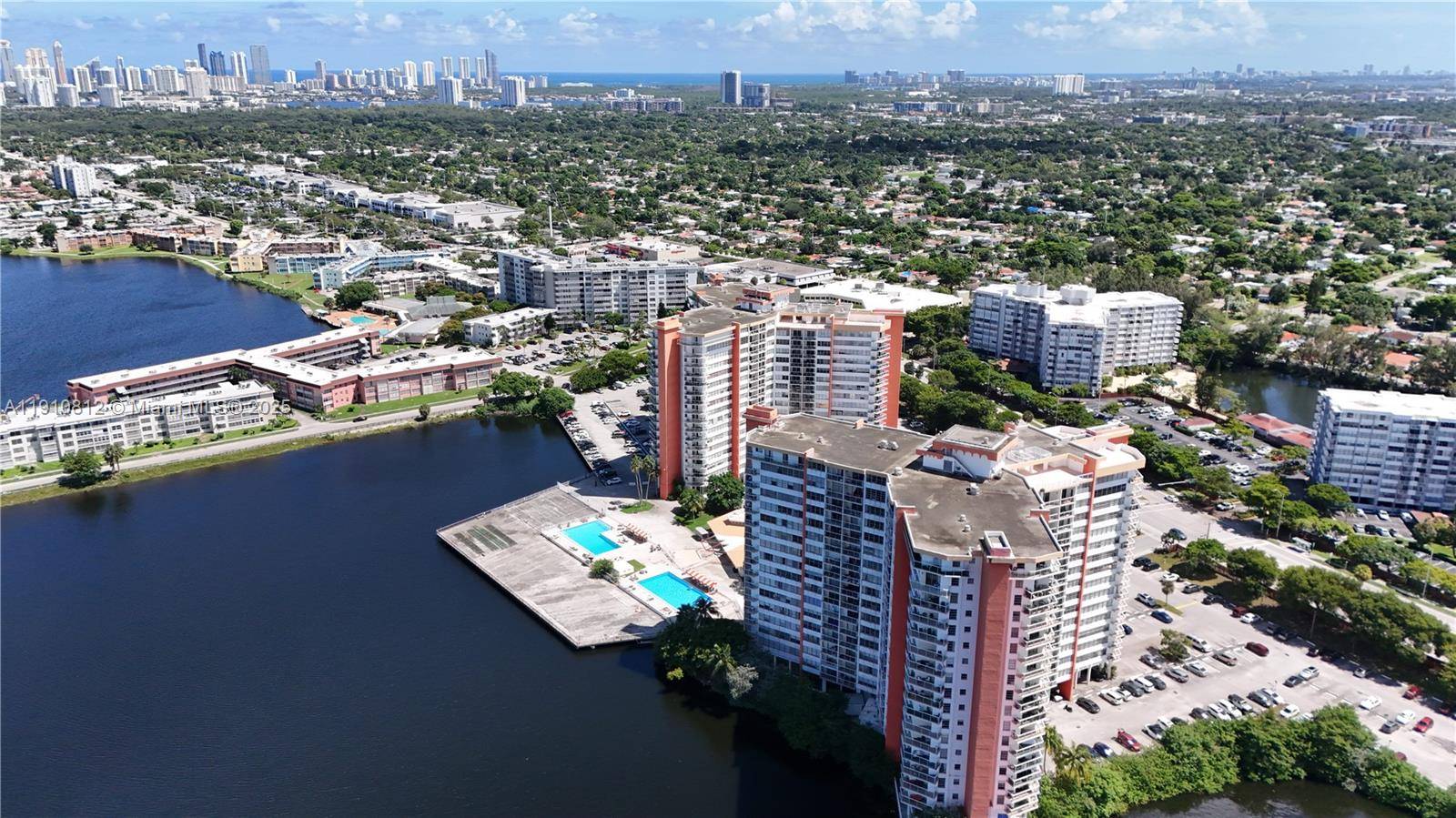 Miami, FL 33179,1301 NE Miami Gardens Dr #824W