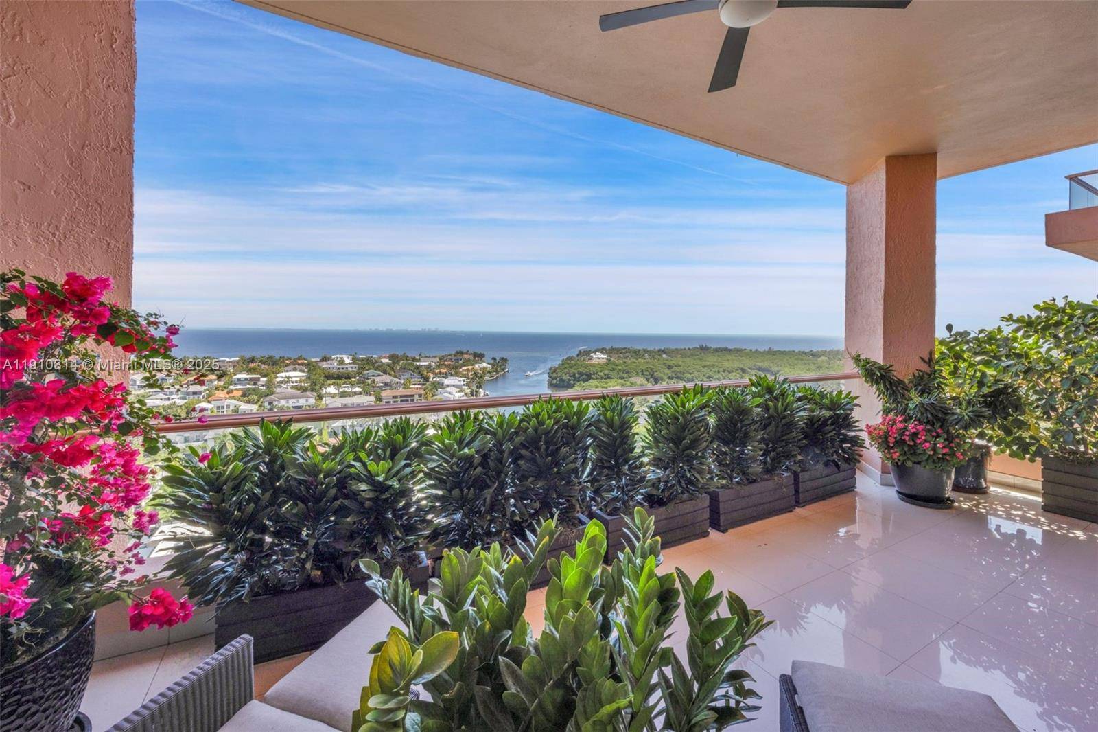 Coral Gables, FL 33133,10 Edgewater Dr #PH-C