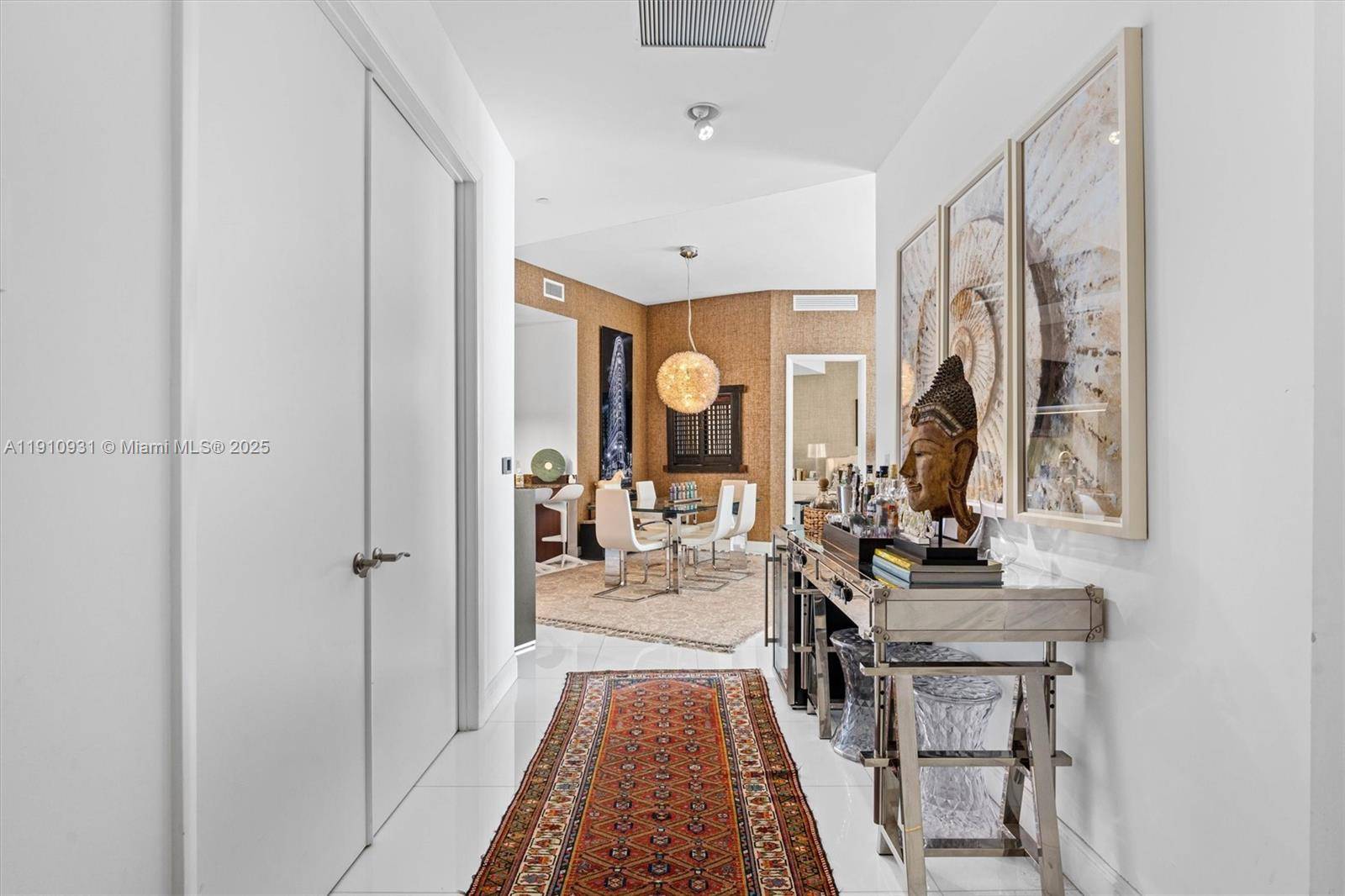 Sunny Isles Beach, FL 33160,15811 Collins Ave #3107