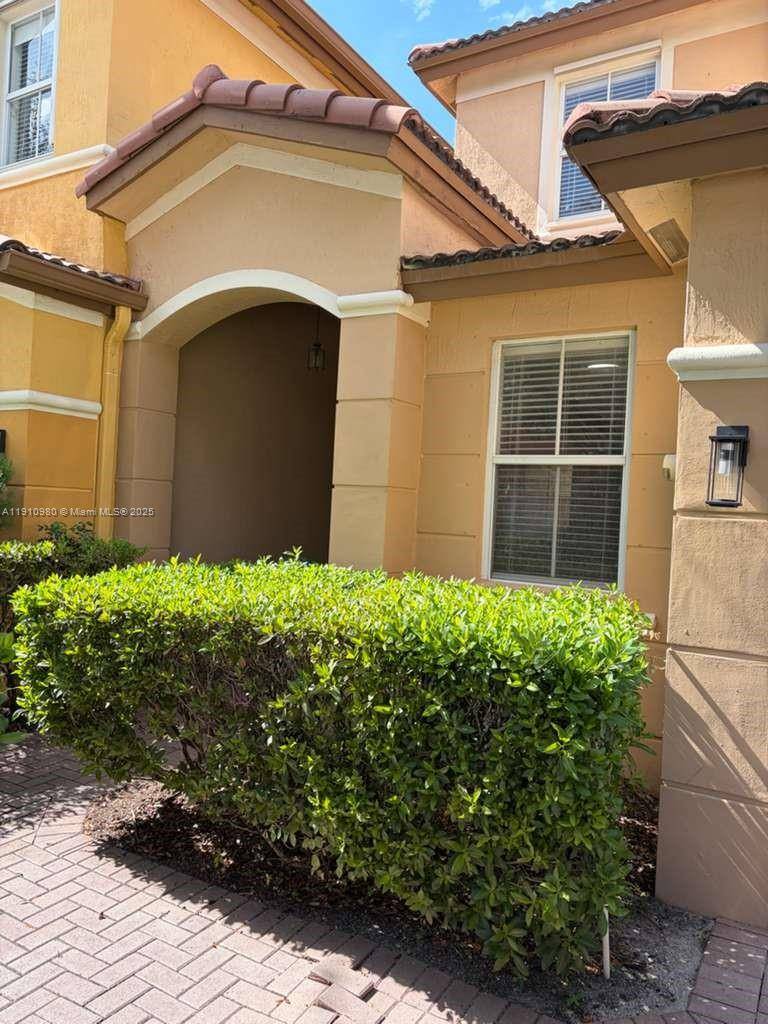 Doral, FL 33178,8666 NW 114th Ct #8666