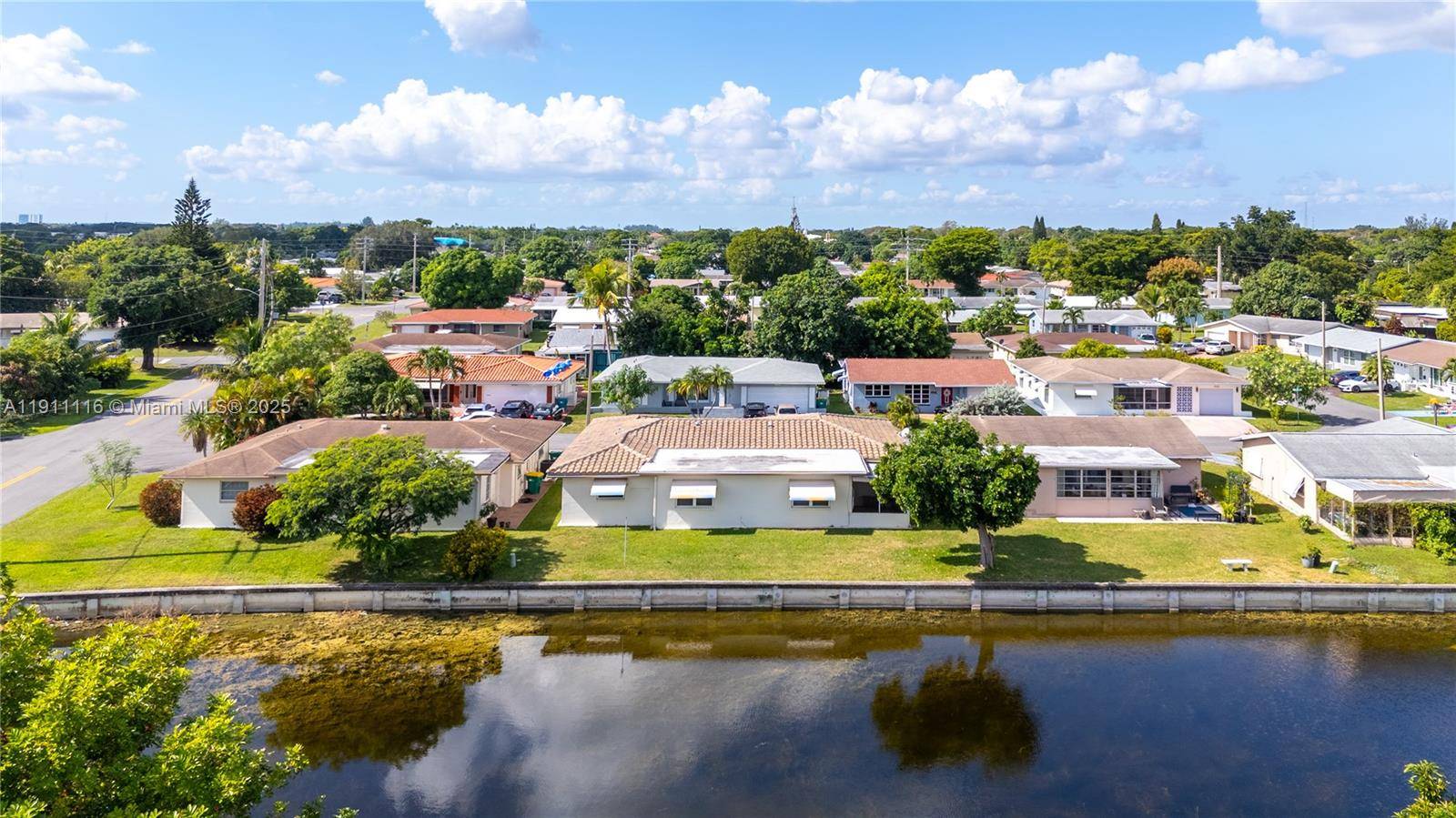 Tamarac, FL 33321,6102 NW 68th Ter