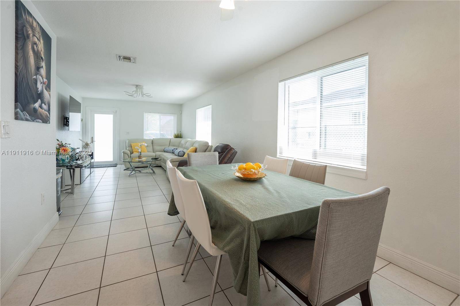 Florida City, FL 33034,1215 NW 7th Ct