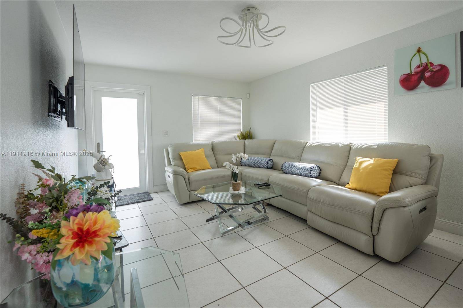 Florida City, FL 33034,1215 NW 7th Ct