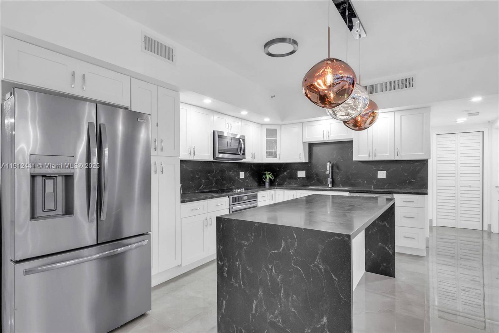 Sunny Isles Beach, FL 33160,355 Poinciana Dr #1130