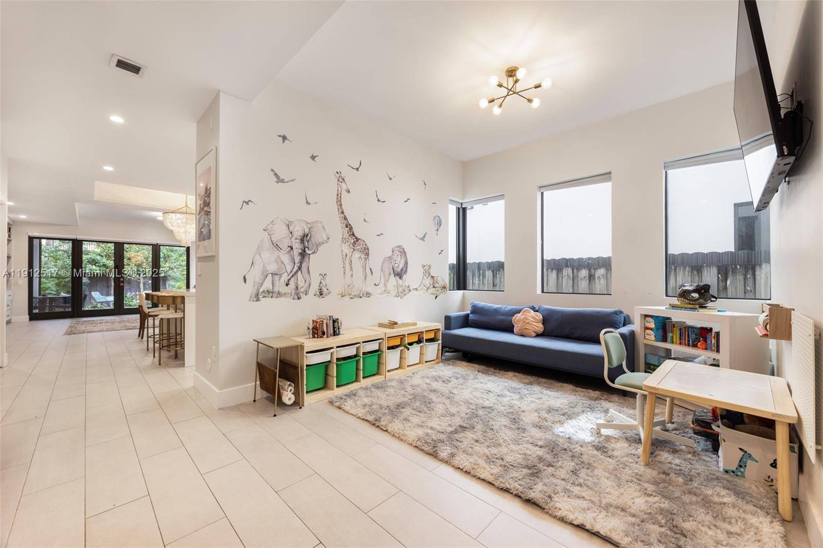 Coconut Grove, FL 33133,3174 Elizabeth St