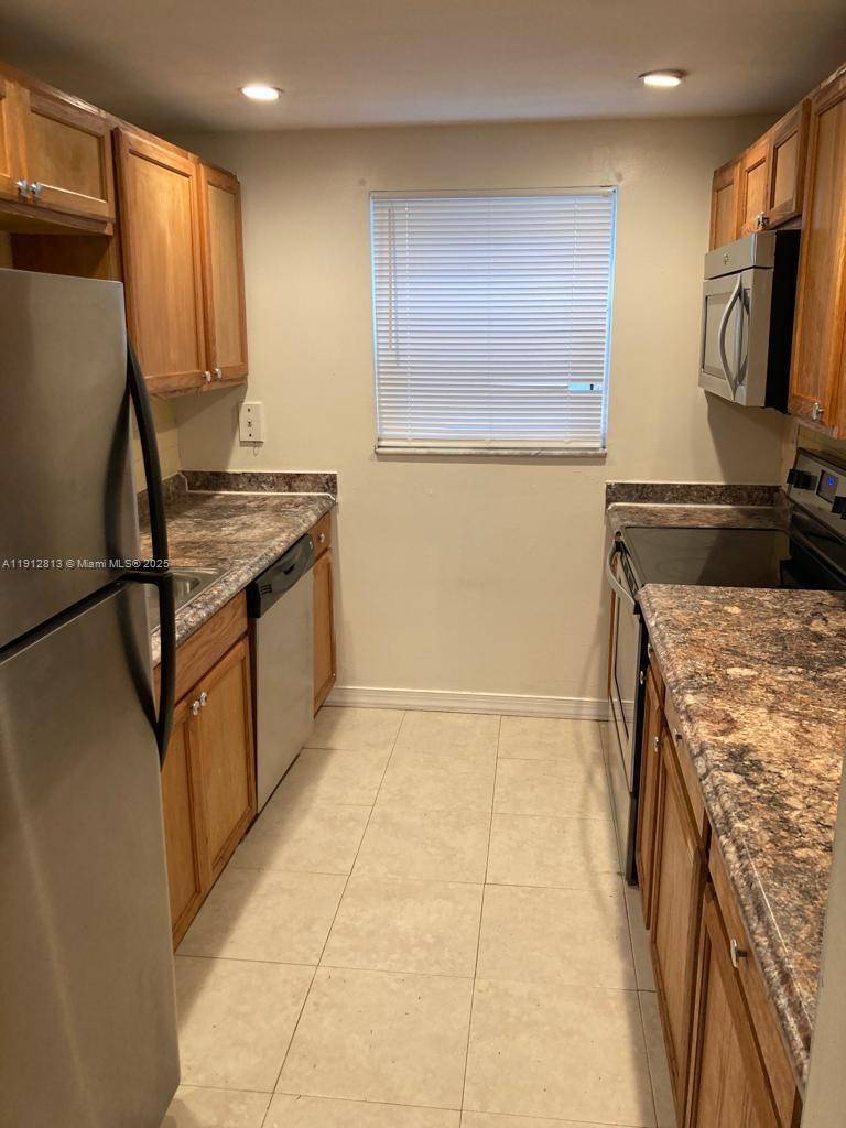 West Palm Beach, FL 33401,1750 N Congress Ave #103