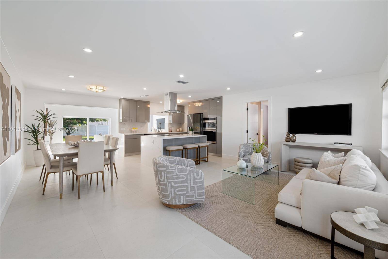 Hollywood, FL 33021,5440 Tyler St