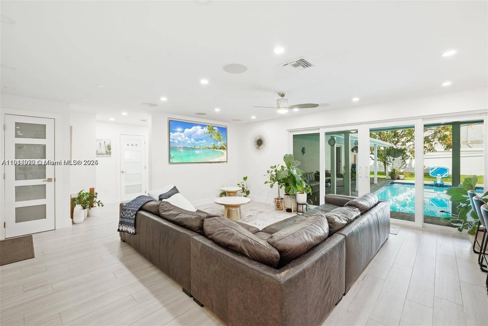 Dania Beach, FL 33312,5021 SW 29th Ter