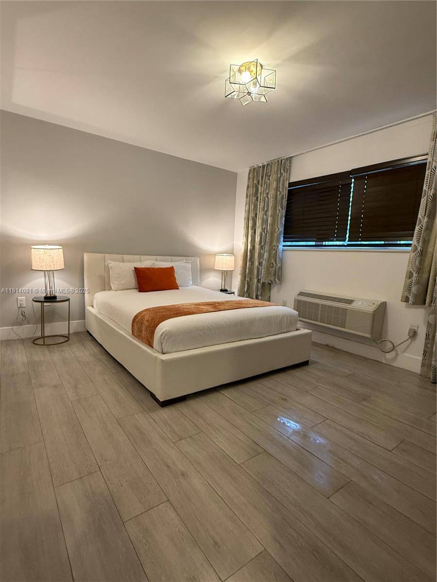 Miami Beach, FL 33141,6755 Harding Ave #3