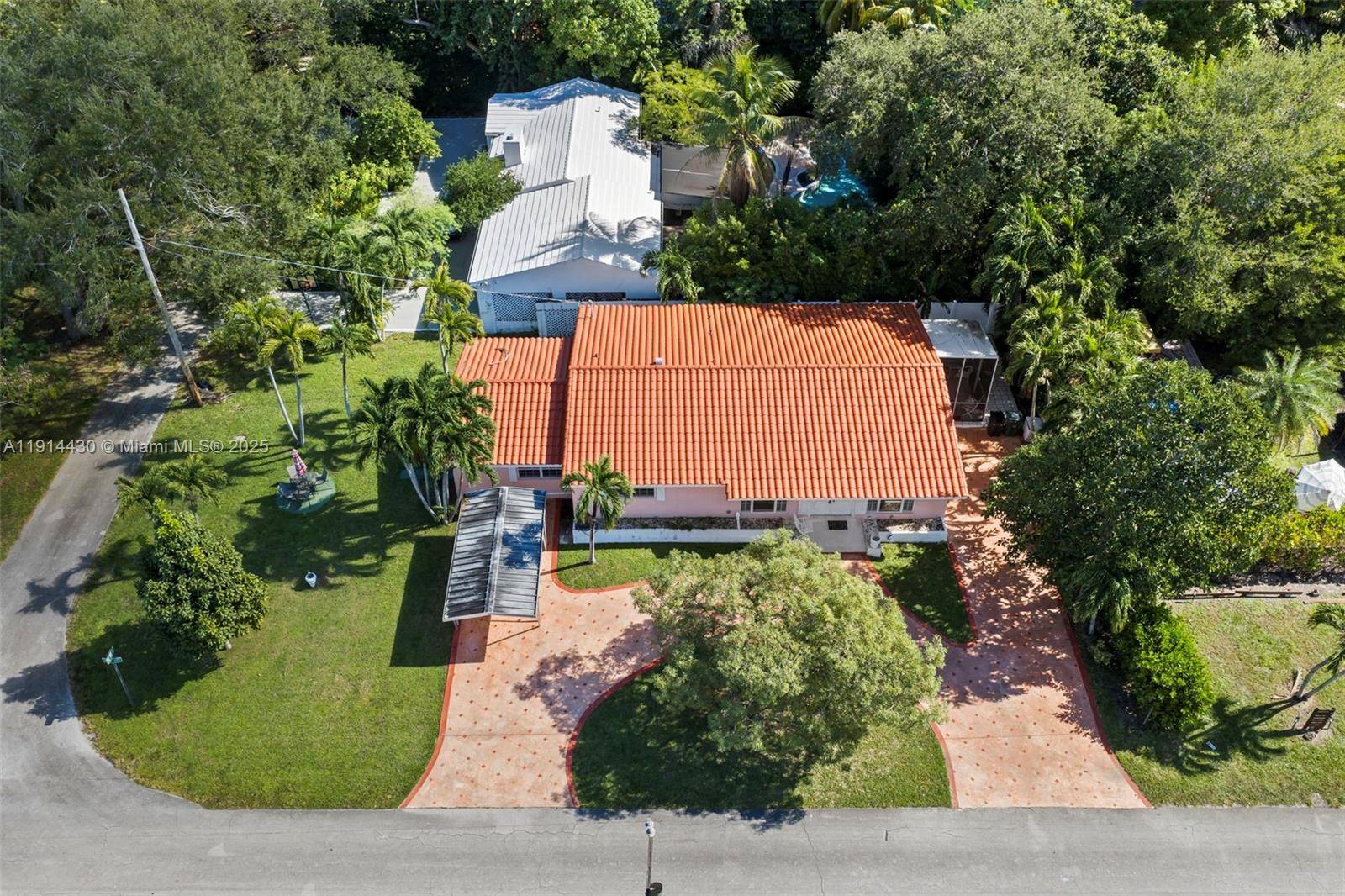 Biscayne Park, FL 33161,700 NE 118th St