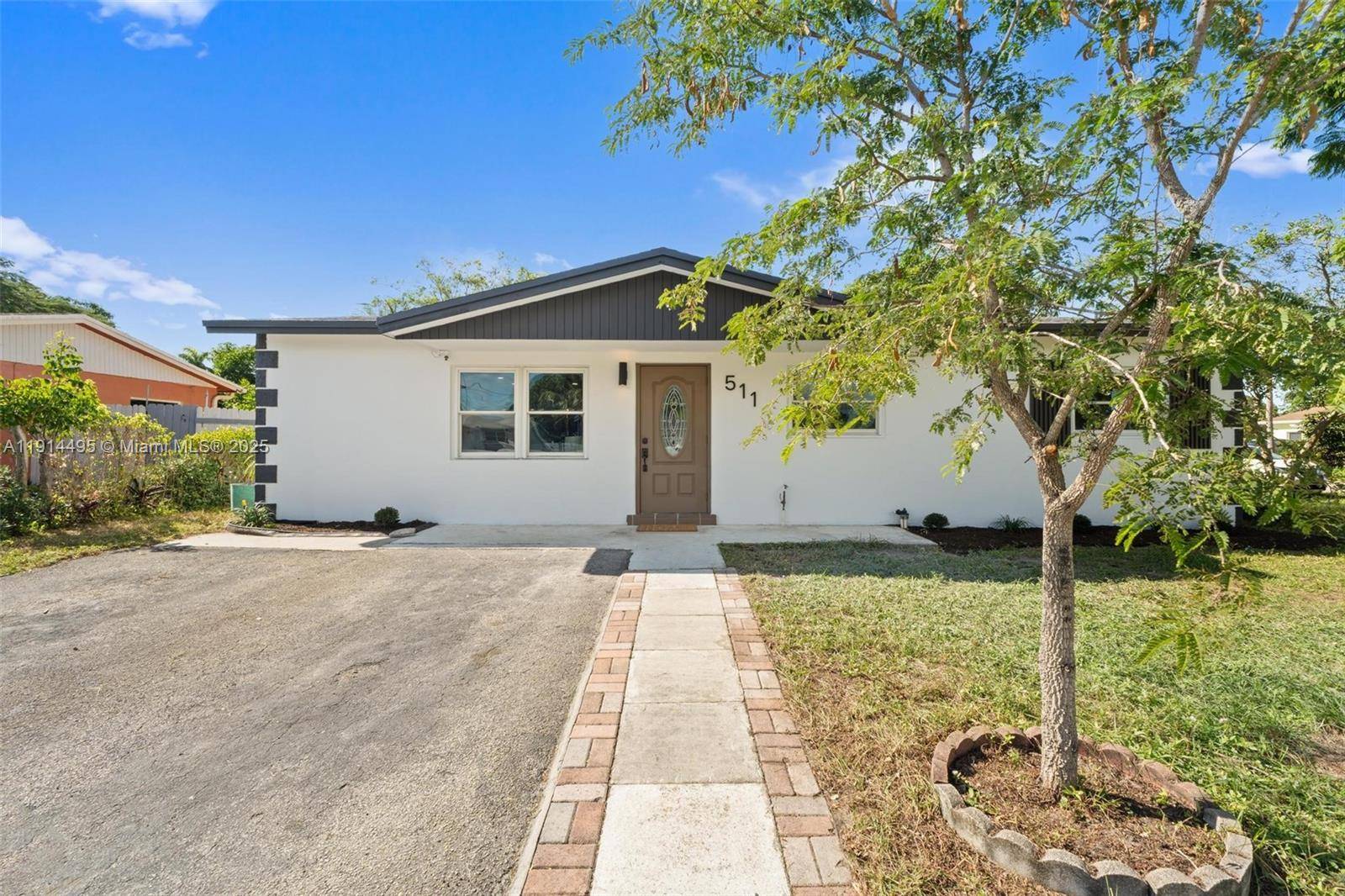 North Lauderdale, FL 33068,511 SW 72nd Ave